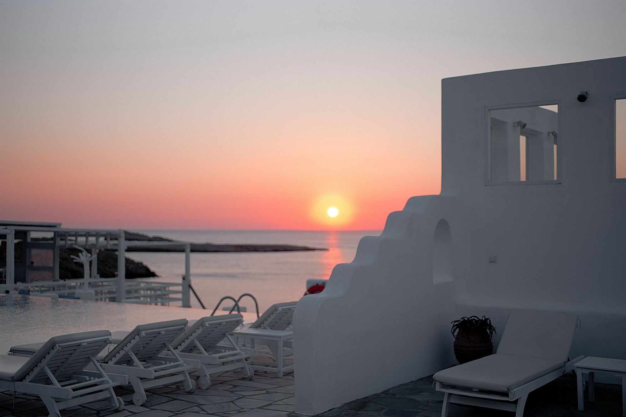 Mykonos Lolita, A Grecotel Resort To Live Mykonos Town Exterior photo